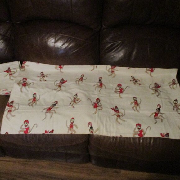 2 VERMONT COUNTRY STORE Dancing Sock Monkey Flannel King Pillowcases NWOT - Picture 3 of 6